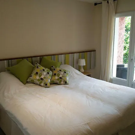 فندق مبيت وإفطار La Maison Rose Semboues