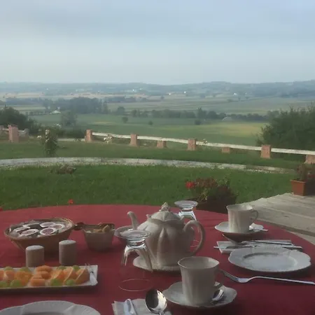 فندق مبيت وإفطار La Maison Rose *