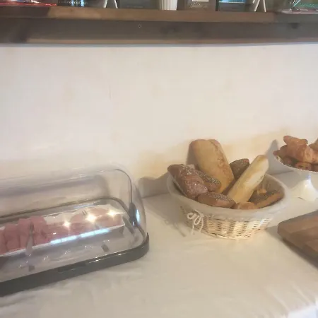 La Maison Rose فندق مبيت وإفطار